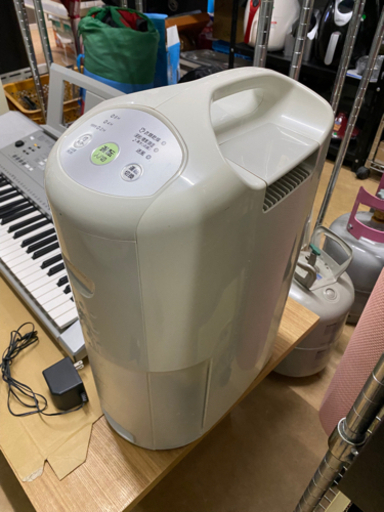 製品一覧表|衣類乾燥除湿機|株式会社コロナ コロナ CORONA 衣類除湿 製品一覧表|衣類乾燥除湿機|株式会社コロナ コロナ CORONA 衣類除湿