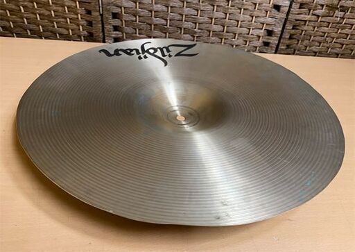 ジルジャン シンバル Rock Crash 18インチ 45cm アベディス Zildjian AVEDIS ロッククラッシュ Aシリーズ 現状品☆ PayPay(ペイペイ)決済可能 ☆ 札幌市 白石区 東札幌 アウトレットモノハウス白石店