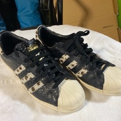 adidas！　注目！　値下げ！8000→5000！