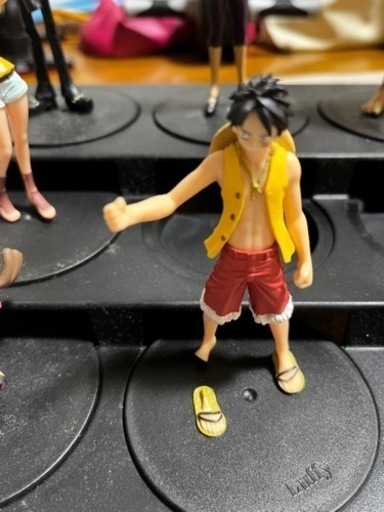 セブンイレブン限定ワンピースフィギュア マグカップ よし ユーカリが丘の家具の中古あげます 譲ります ジモティーで不用品の処分