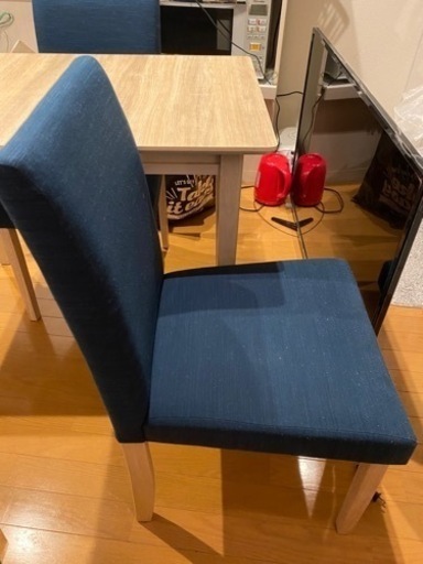 テーブル、椅子2脚