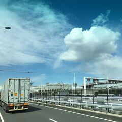 大型の特殊車両にも対応可能、陸送屋 − 広島県