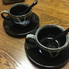 コーヒーカップ、皿、スプーンの2セット
