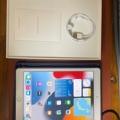 iPad 第6世代　wi-ifタイプ　128Gb