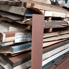 屋内保存！！大型鉄板【厚さ約2ミリ.3ミリ.5ミリ】！！10 トン在庫あり。 屋内保存！！大型鉄板【厚さ約2ミリ.3ミリ.5ミリ】！！10 トン在庫