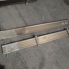 伸縮門扉　アコーディオン門扉　アルミ製　3.8m