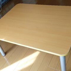 ローテーブル（80cm×60cm×35cm）