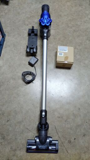 dyson ダイソン　DC35