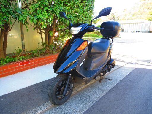 スズキ　アドレスV125　中古実動美車　バッテリーフル充電済み　オイル交換済み　前後タイヤバリ山　サイドスタンド　ナンバー登録書類有