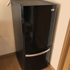 ハイアール　Haier　冷蔵庫　JR-NF140E-K　2012...