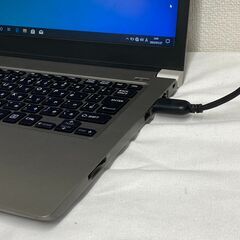 Win11 快速PC ノートパソコン TOSHIBA R634 P209