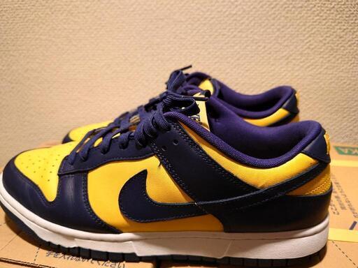 スニーカー NIKE dunk low michigan
