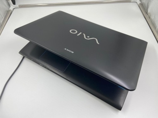 商談決定】高機能☆メモリー8GB☆カメラ付き☆ブルーレイ再生可能