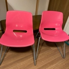 商談中　IKEA SNILLE  ピンクチェア　椅子　2脚セット