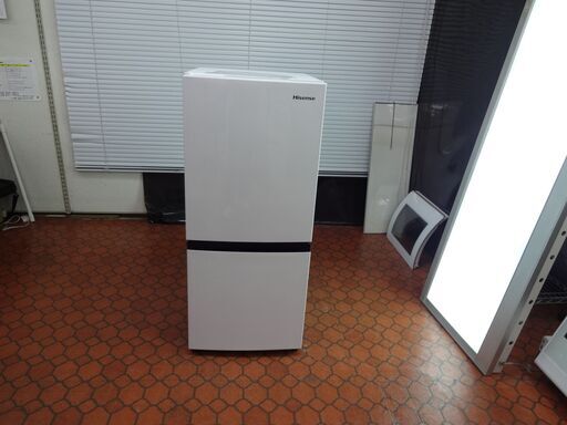ID 004919　冷蔵庫　２ドア　ハイセンス　134L　２０２１年製　HR-D1303