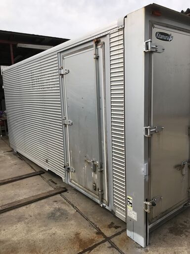 完売しました。2t箱ロング 13万円 米やバイクの保管、ガレージに