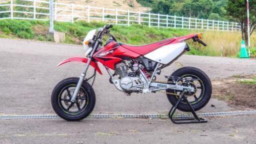 購入決まりました。xr50 モタード 普通免許で乗れます