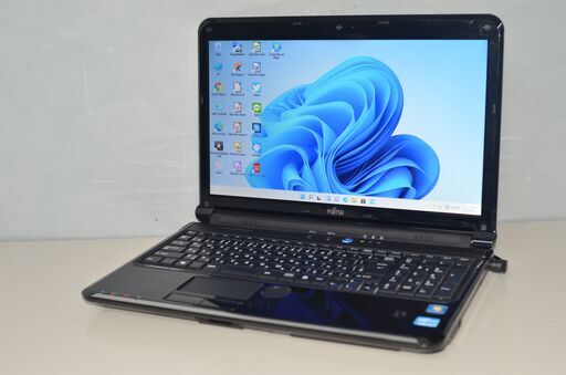 最新Windows11+office 爆速新品SSD256GB 富士通 LIFEBOOK AH56/C i5-2520M/4GB/15.6インチ/ブルーレイ/無線/Webカメラ/HDMI/便利なソフト