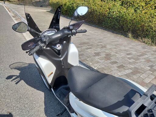 希少!広島発!トリシティ125 SE82J ロングスクリーン グリップ 希少!広島発!トリシティ125 SE82J ロングスクリーン グリップ