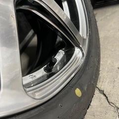 (商談中)更に値下げします！次のシーズンにTRDアルミホイールSARD17インチ、ブリザックVRX