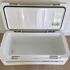 【新品】ライトトランクα ZSS 3200 クーラーボックス