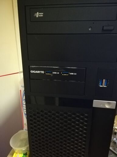 直ぐに使用可能な遊べるPC初心者用、明日引渡し可能な方7.500円Blu-rayドライブ搭載