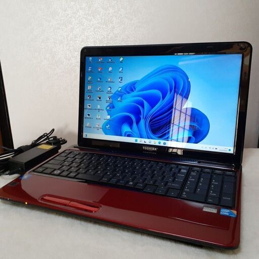 【取引中です】TOSHIBA　dynabook　15インチ　Wi-Fi　マルチ　テンキー付き　Windows11　③