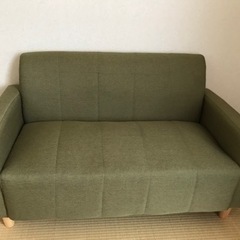 優しい緑の2掛けソファ　あげます