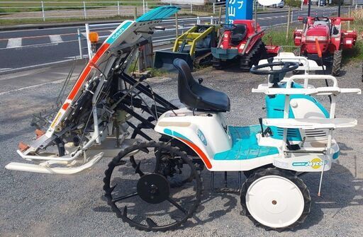 値下げしました。 鹿児島発 クボタ ガソリンエンジン4条植え乗用田植機
