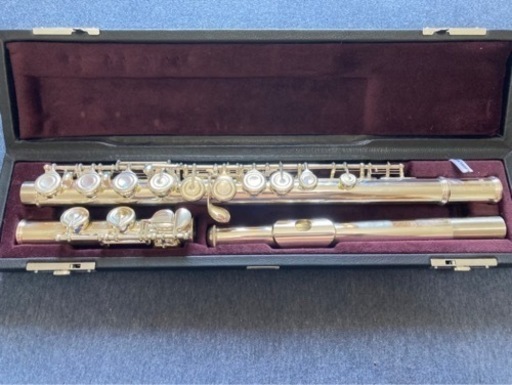 Yamaha YFL-212 Flute [迅速な売却のための価格交渉に応じる]