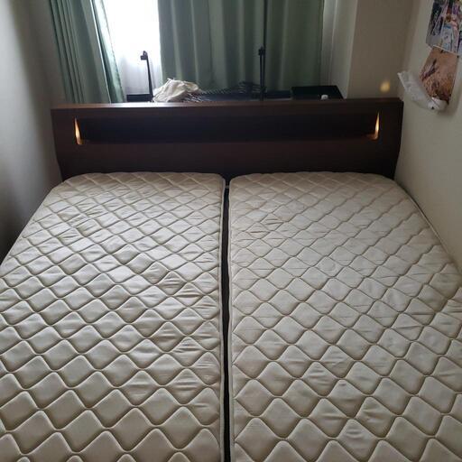 NITORI キングサイズベッドとマットレス king size bed and mattresses