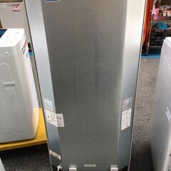 ☆中古 激安！！￥11,500！！MITSUBISHI　ミツビシ　146㍑2ドア冷蔵庫　家電　2016年製　MR-P15Z-S型　幅48cmｘ奥行60cmｘ高さ121cm　【BD045】