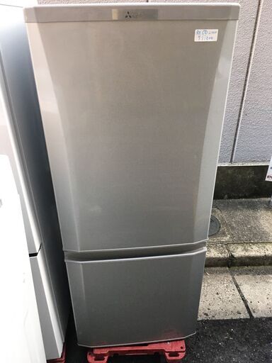 ☆中古 激安！！￥11,500！！MITSUBISHI　ミツビシ　146㍑2ドア冷蔵庫　家電　2016年製　MR-P15Z-S型　幅48cmｘ奥行60cmｘ高さ121cm　【BD045】