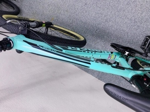 自転車 (美品)ビアンキ クマ マウンテンバイク