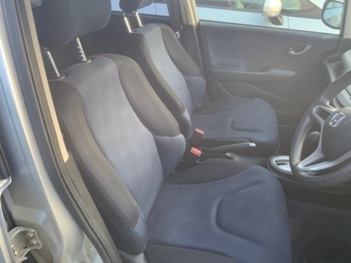 フィット 春の応援キャンペーン どんな車も下取り3万円 希望ナンバーのwキャンペーン実施中 分割払い相談受付中 K S オート うるまのフィットの中古車 ジモティー