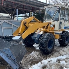 ご覧いただきありがとうございます。 現地に来ていただいての、取引となりますので、ご了承ください。青森県三沢市です。