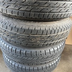 ダイハツ　ノーマルタイヤ　145/80r13 ホイールつき