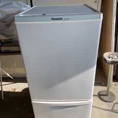 2015年製　2ドア　冷凍、冷蔵庫　パナソニック　NR-TB148
