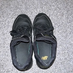 [受け渡しのお相手決定！]ニューバランスの黒い靴　24.5