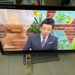 AQUOS テレビ（TV）40型　2010年製