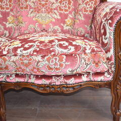 【ヤ取終了3/9】≪y227ジ 30202-03≫美品 イタリア 高級 アンティーク風 2人掛け ソファ 金華山織 連鋲/飾鋲 ロココ調 クラシック家具