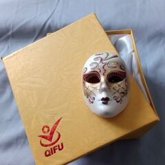 💰世界のお宝④💰　先着順　イタリアで購入した仮面の置物
