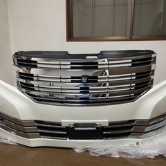 エルグランド　フロントバンパー　グリルセット