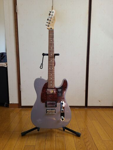 値下げしました。フェンダーテレキャスター　Player Telecaster® HH, Silverの美品です。タップスイッチでシングルPUに変化します。