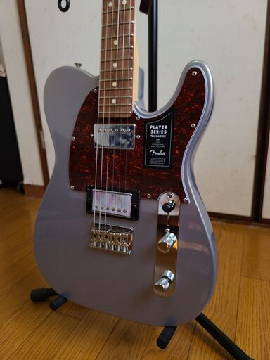 値下げしました。フェンダーテレキャスター　Player Telecaster® HH, Silverの美品です。タップスイッチでシングルPUに変化します。