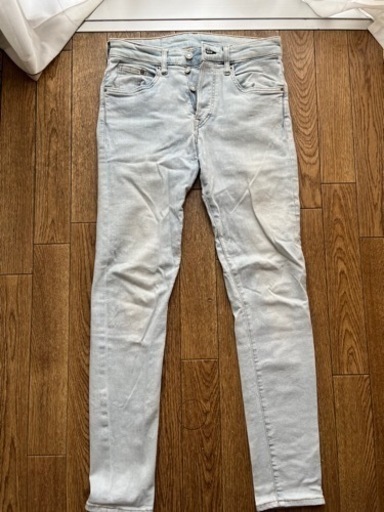 H M スキニージーンズメンズ ロジ 七隈のジーンズ デニム メンズ の中古 古着あげます 譲ります ジモティーで不用品の処分