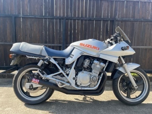 SUZUKI カタナ250 綺麗　マフラーカスタム　近隣送料無料‼︎ SUZUKI カタナ250 綺麗 マフラーカスタム 近隣送料無料‼︎