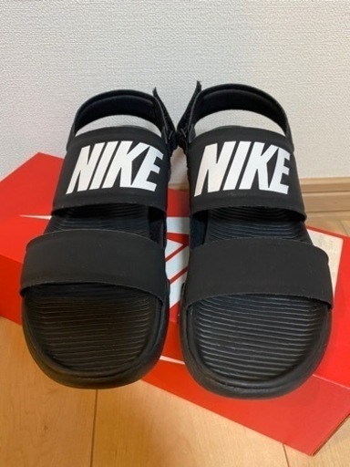 Nike ウィメンズタンジュンサンダル23 ブラック ニコ 白石の靴 サンダル の中古あげます 譲ります ジモティーで不用品の処分