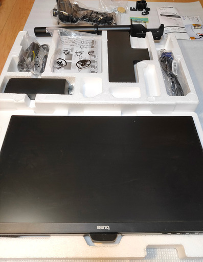 21.5インチディスプレイ GW2283 BenQ+モニターアーム | matrimol.com.co