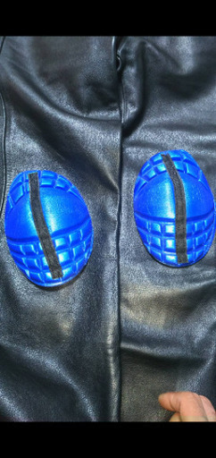 値下げしました□FORZA レザーパンツ (黒) Lサイズで32インチ相当